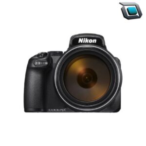 Cámara digital Nikon Coolpix P1000 con lente fijo, zoom óptico de 125x, sensor de 16 MP y grabación en 4K. Ideal para capturas a ultra larga distancia como naturaleza y astronomía.