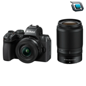 Cámara sin espejo Nikon Z50 II con kit de dos lentes: 16-50 mm y 50-250 mm. Versátil para foto y video, con sensor de 20.9 MP, grabación 4K y enfoque rápido.