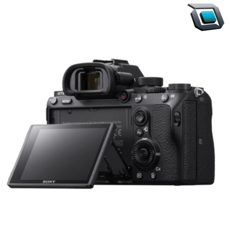 Cámara Sony Alpha A7 III full frame con lente Sony 50mm, combinación ideal para fotografía profesional con excelente rendimiento en retratos, baja luz y grabación en 4K.