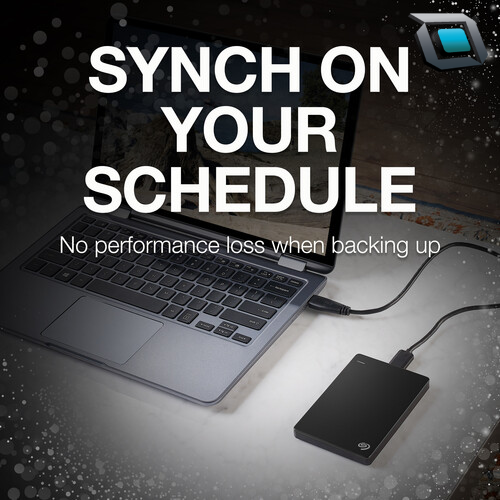 Disco duro externo portátil Seagate de 2TB con conexión USB-A 3.2 Gen 1 para almacenamiento y respaldo.